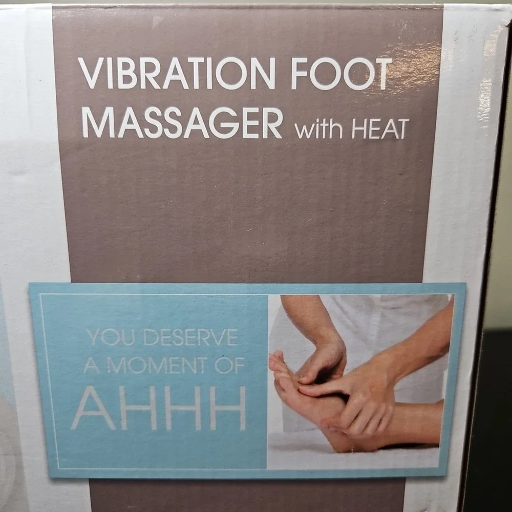 HoMEDICS *NEW* Vibration Foot Massager with Heat UNOPENED FMV-400H-2‎ White NIB